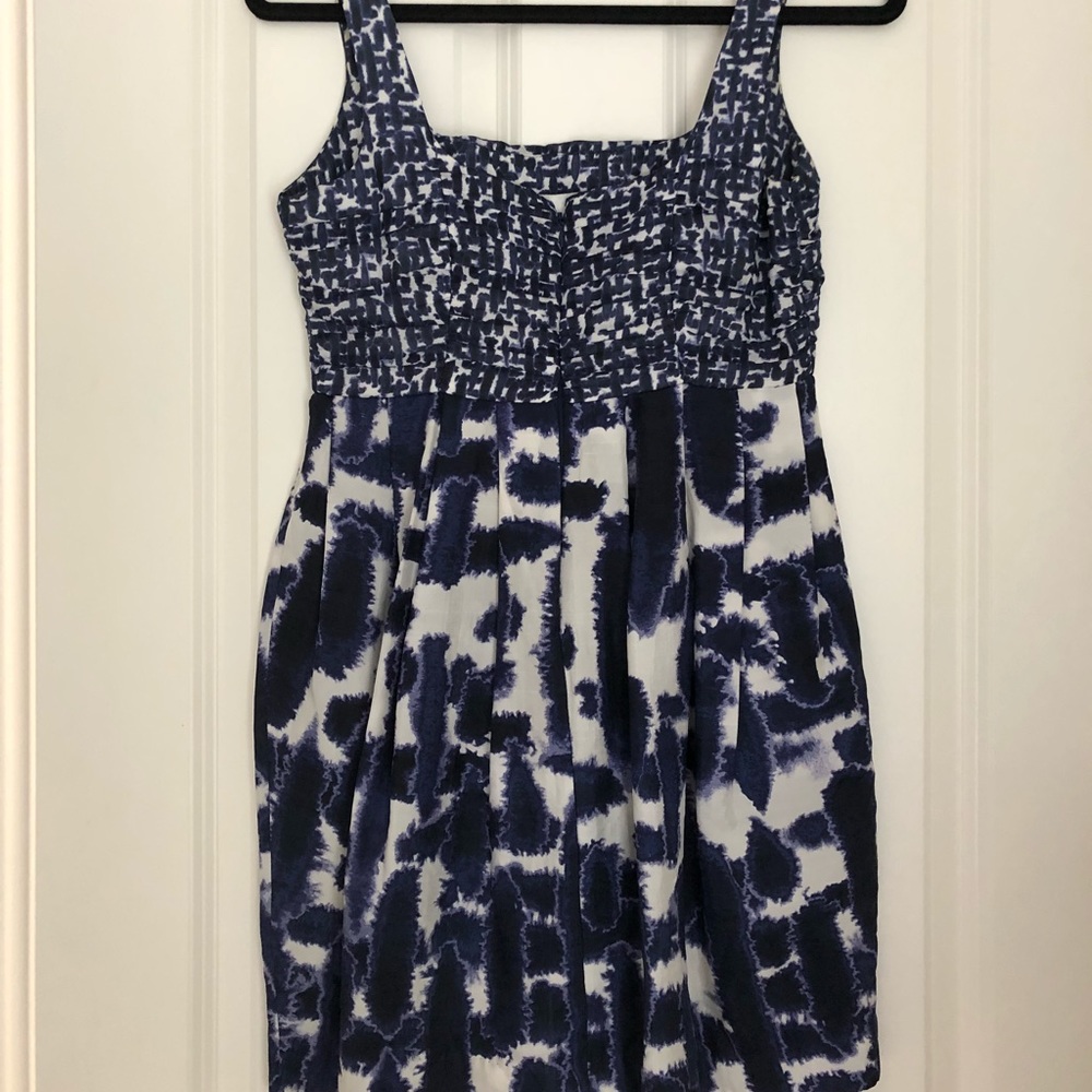 BB DAKOTA dress size 2 indigo pattern